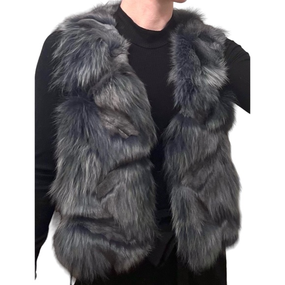 Lilyen 100% Fox Fur Tie-Front Vest - Picture 7 of 8